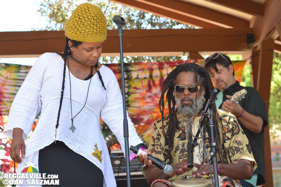Empress Akua, Junior Toots & The Lions