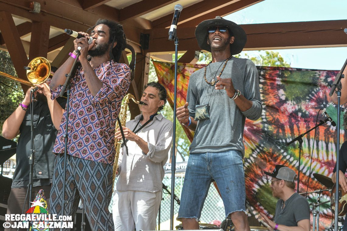 Empress Akua, Junior Toots & The Lions