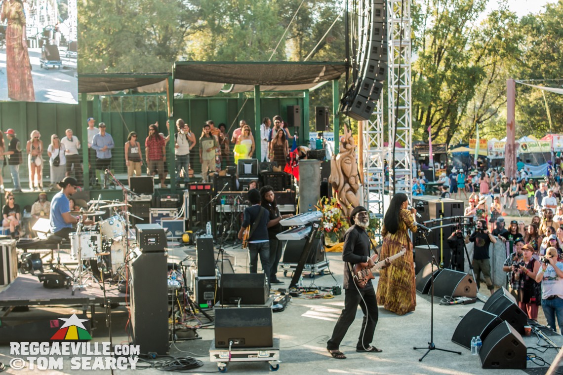 Marla Brown, Dezarie & Mystic Roots Band @ Reggae On The River 2017