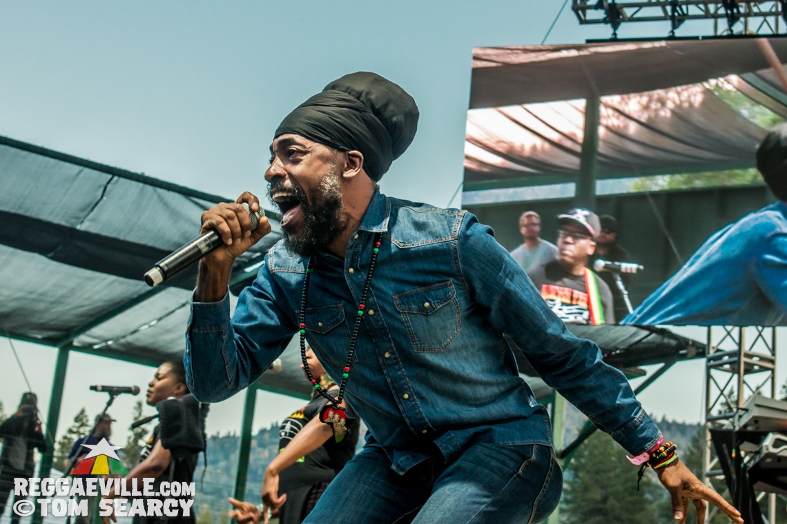 Lutan Fyah, Sly & Robbie feat. Judy Mowatt, Marcia Griffiths & Cherine Anderson @ Reggae On The River 2017