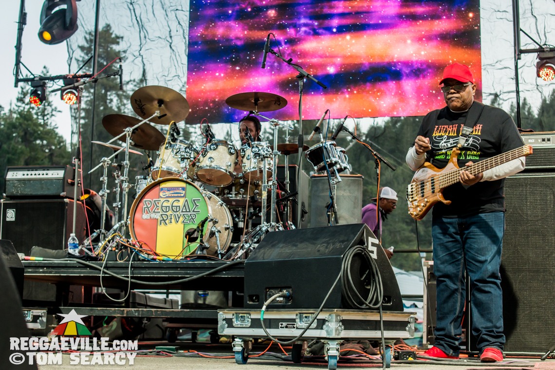 Lutan Fyah, Sly & Robbie feat. Judy Mowatt, Marcia Griffiths & Cherine Anderson @ Reggae On The River 2017
