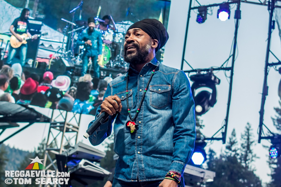 Lutan Fyah, Sly & Robbie feat. Judy Mowatt, Marcia Griffiths & Cherine Anderson @ Reggae On The River 2017