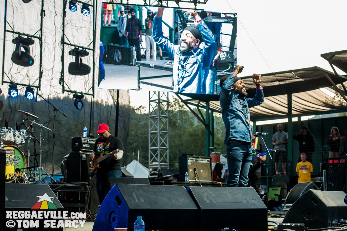 Lutan Fyah, Sly & Robbie feat. Judy Mowatt, Marcia Griffiths & Cherine Anderson @ Reggae On The River 2017
