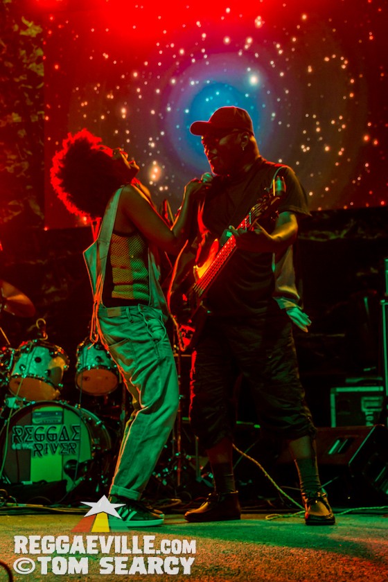 Lutan Fyah, Sly & Robbie feat. Judy Mowatt, Marcia Griffiths & Cherine Anderson @ Reggae On The River 2017