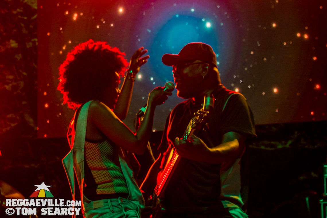 Lutan Fyah, Sly & Robbie feat. Judy Mowatt, Marcia Griffiths & Cherine Anderson @ Reggae On The River 2017