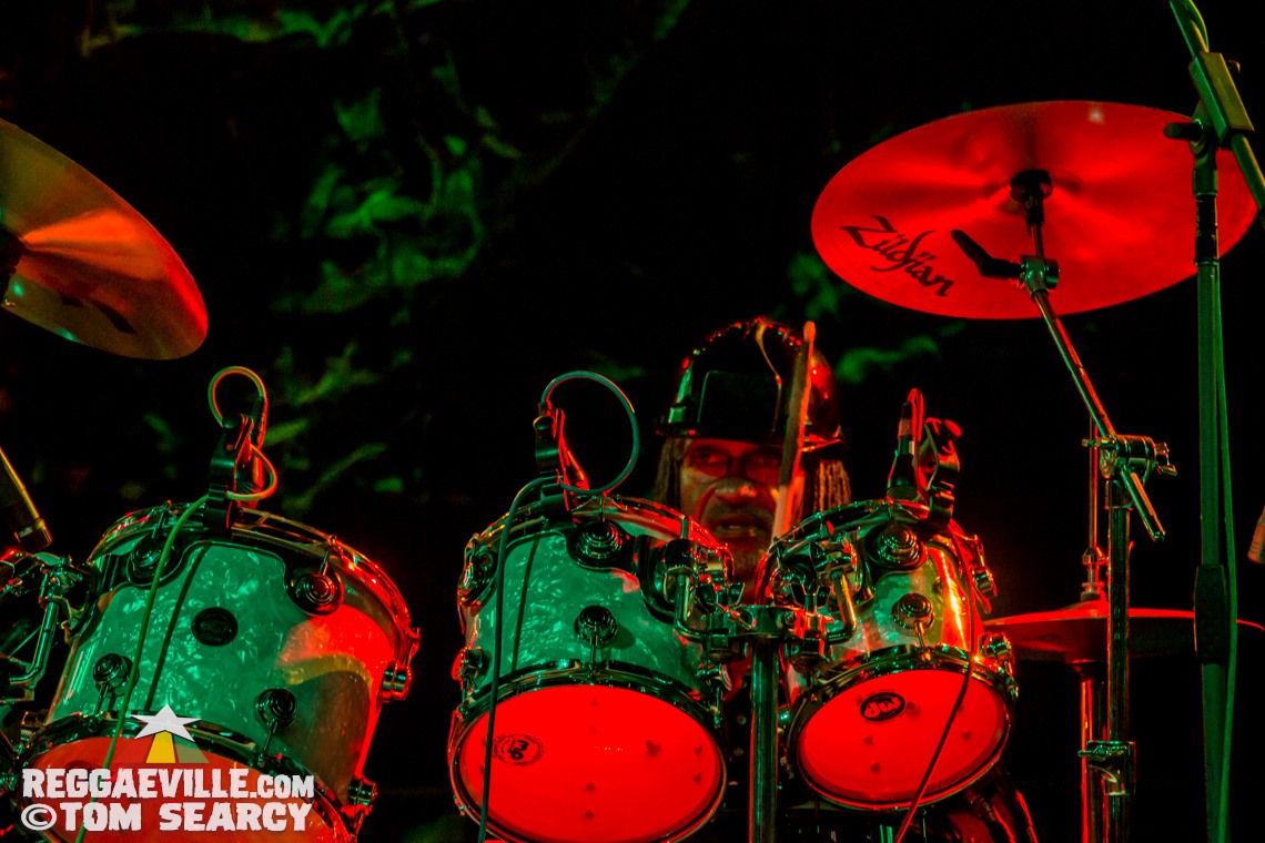 Lutan Fyah, Sly & Robbie feat. Judy Mowatt, Marcia Griffiths & Cherine Anderson @ Reggae On The River 2017