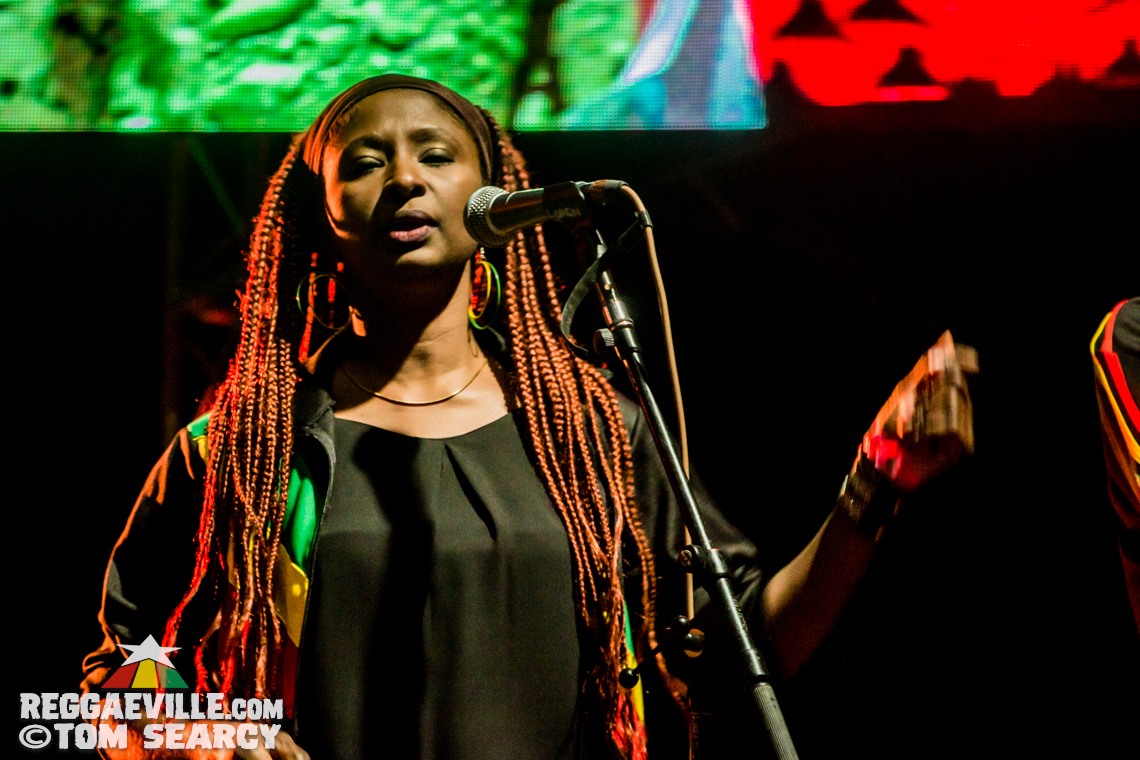 Lutan Fyah, Sly & Robbie feat. Judy Mowatt, Marcia Griffiths & Cherine Anderson @ Reggae On The River 2017