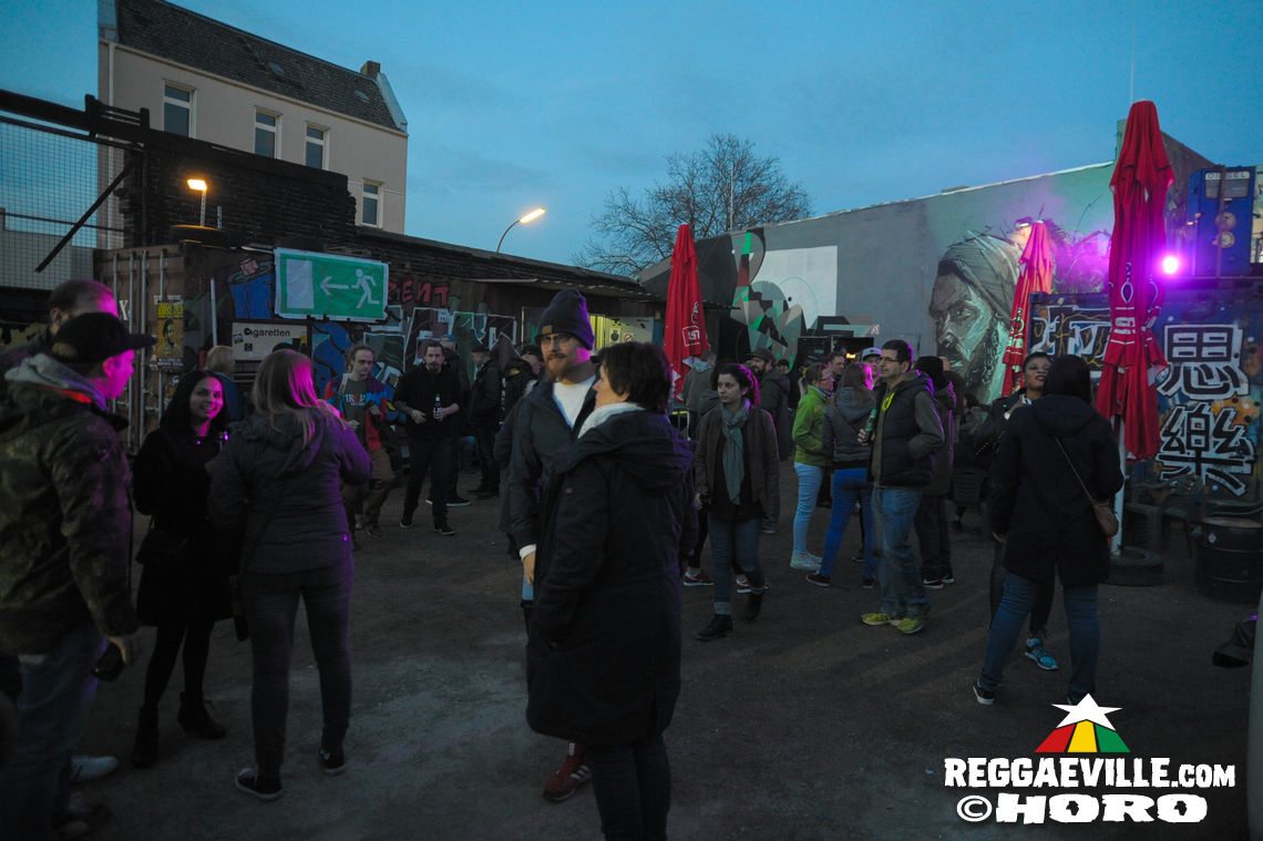 Romain Virgo & Jugglerz