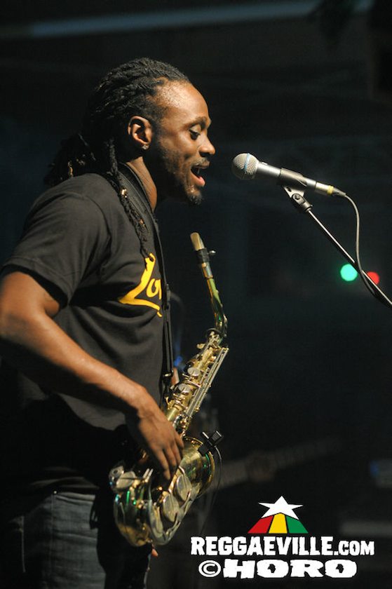 Romain Virgo & Jugglerz