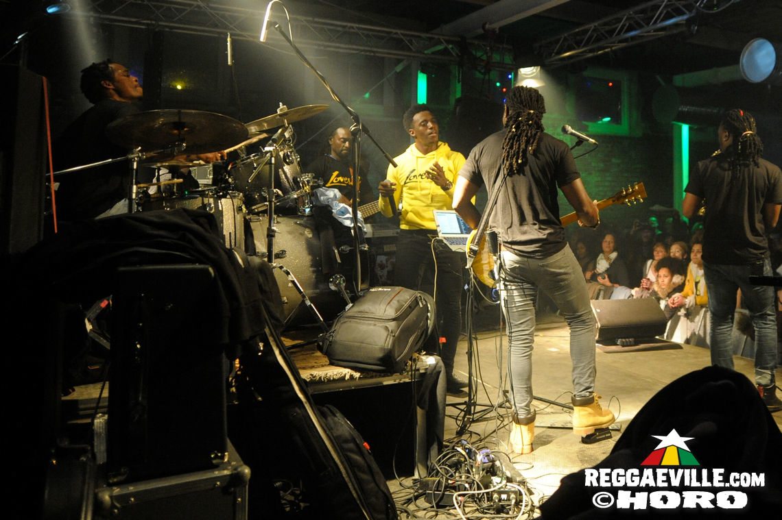 Romain Virgo & Jugglerz