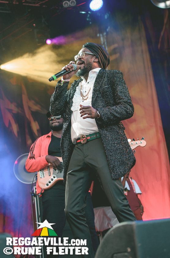 Beenie Man, Miwata, Train To Roots & JinJin