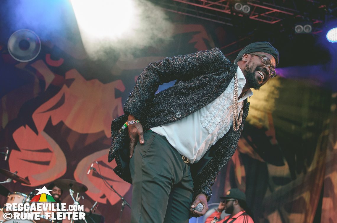 Beenie Man, Miwata, Train To Roots & JinJin