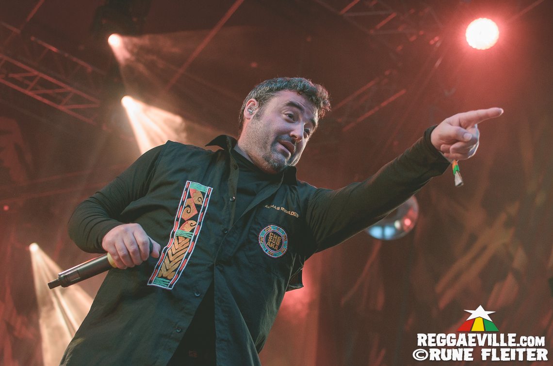 Mono & Nikitaman, Che Sudaka, Macka B & Bootown Shakedown