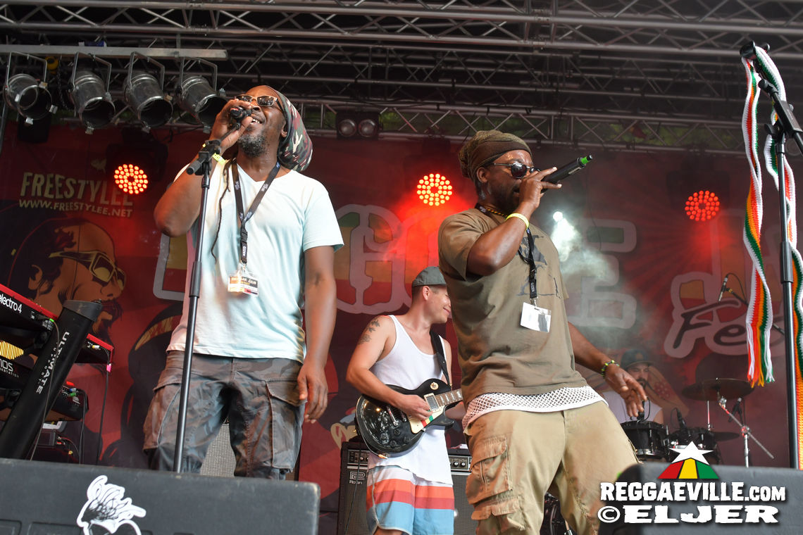 Singing U & Cat, Schwarzpaul