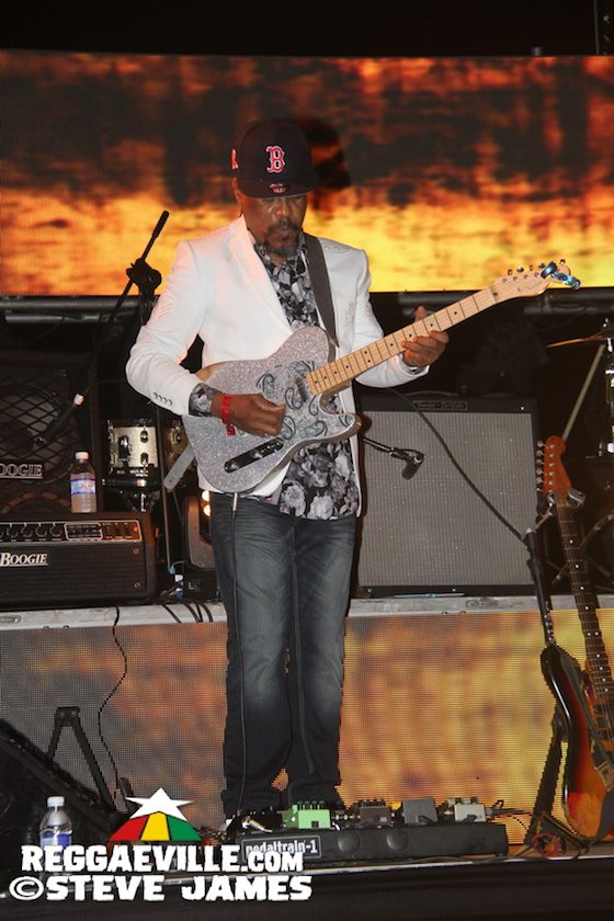 Shaggy, Sting & Wyclef