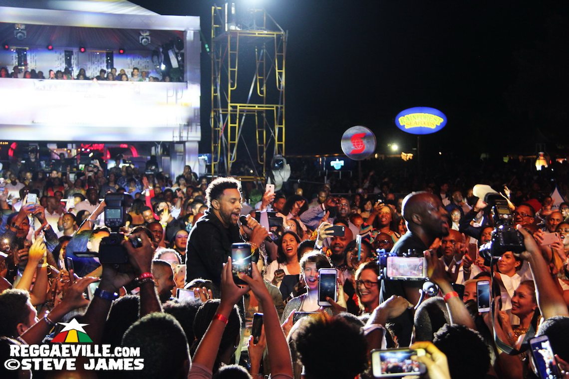 Shaggy, Sting & Wyclef