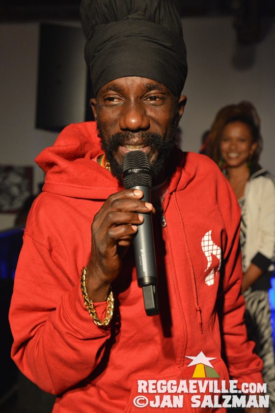 Sizzla, Pressure, Ras Shiloh, Marlon Asher in Los Angeles, CA @ Hitman Coffee Shop