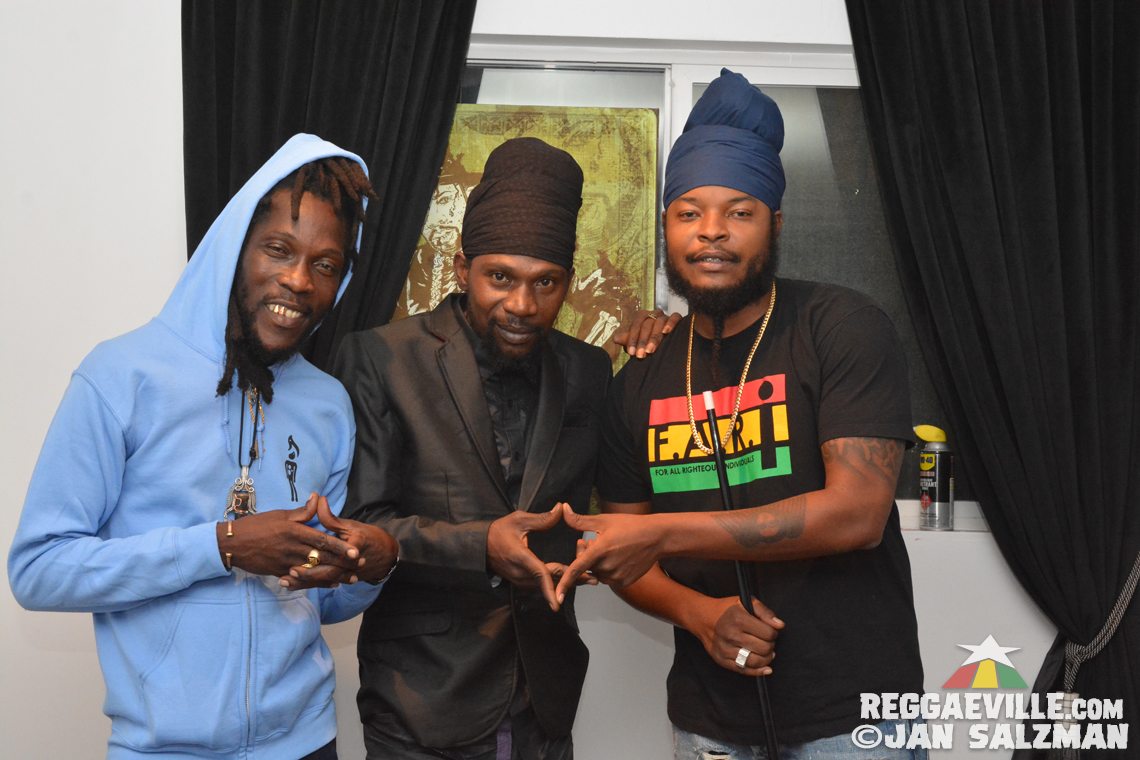 Sizzla, Pressure, Ras Shiloh, Marlon Asher in Los Angeles, CA @ Hitman Coffee Shop