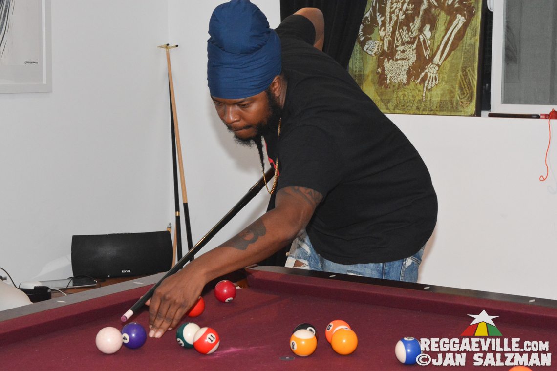 Sizzla, Pressure, Ras Shiloh, Marlon Asher in Los Angeles, CA @ Hitman Coffee Shop