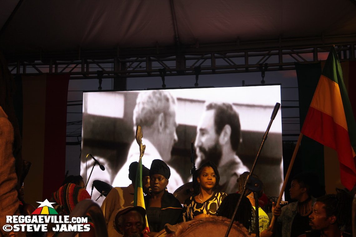 Vibes @ Smile Jamaica Concert 2016