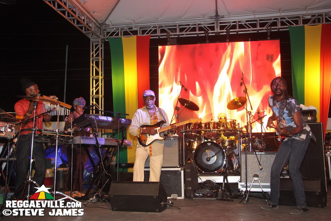 Third World, Chronixx, Jah9 and more... @ Smile Jamaica Concert 2016