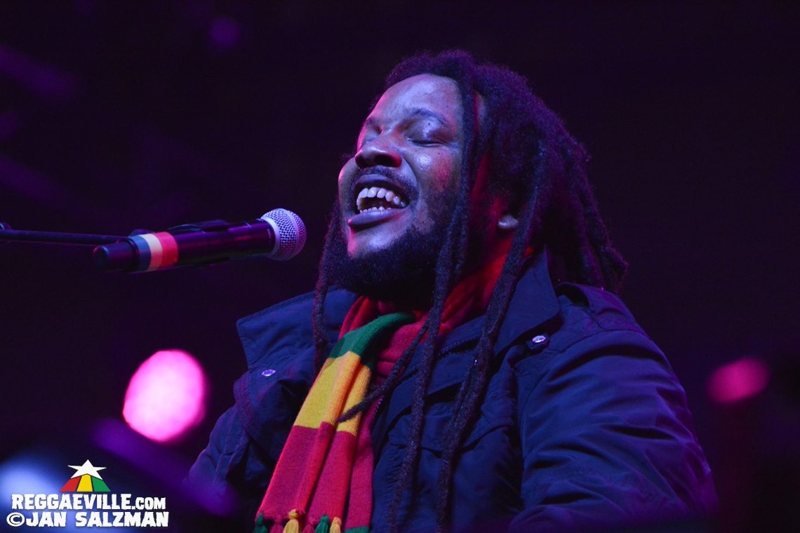 Stephen Marley with Damian & Julian Marley - Acoustic Show