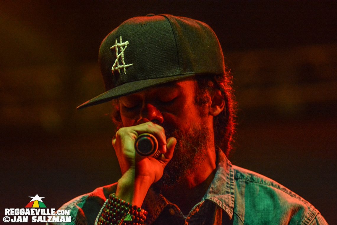 Stephen Marley with Damian & Julian Marley - Acoustic Show