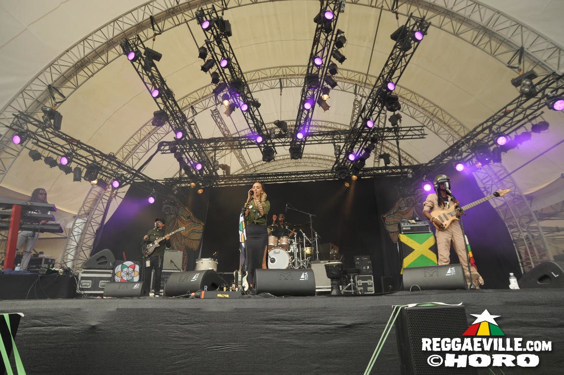 Runkus, Nattali Rize, Volodia & Jugglerz @ SummerJam 2017