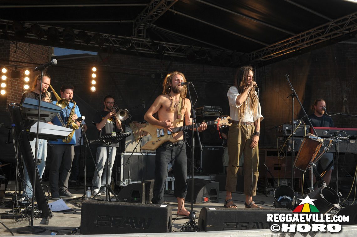 Tarrus Riley & Rude Reminders