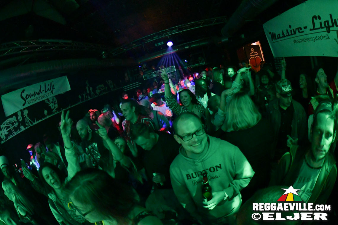 Denham Smith, Treesha, Vanessa Veldhuis & Sevad