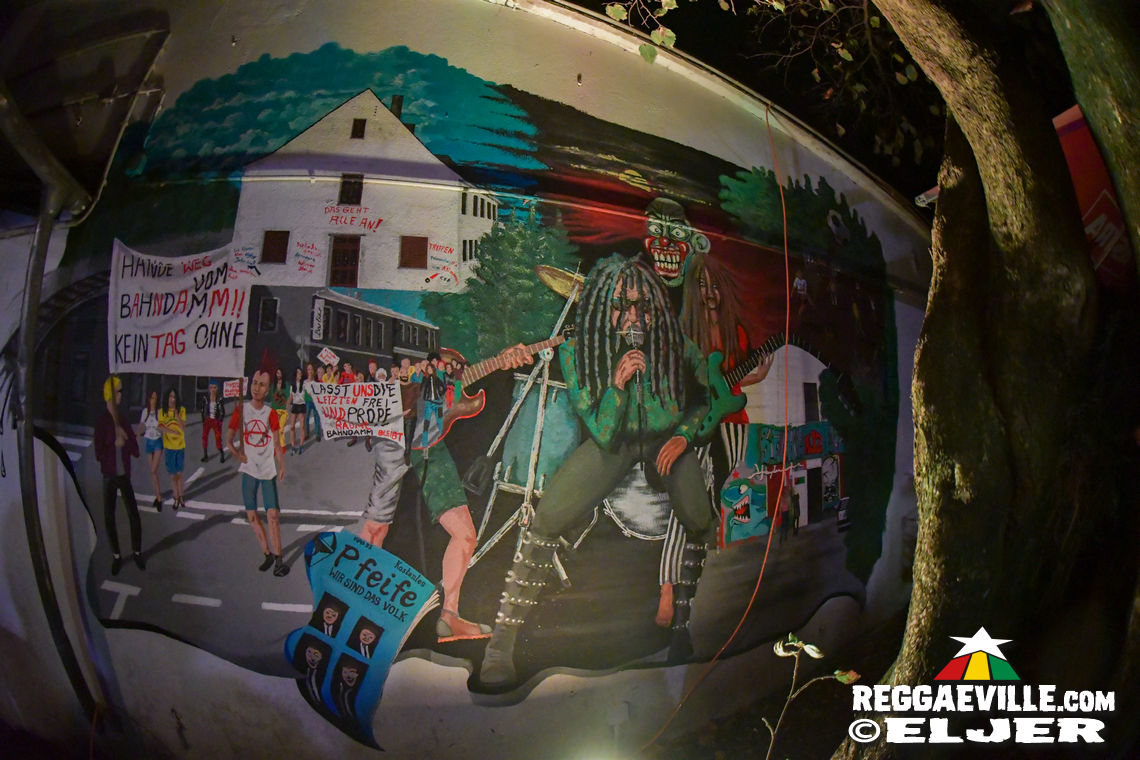 Denham Smith, Treesha, Vanessa Veldhuis & Sevad