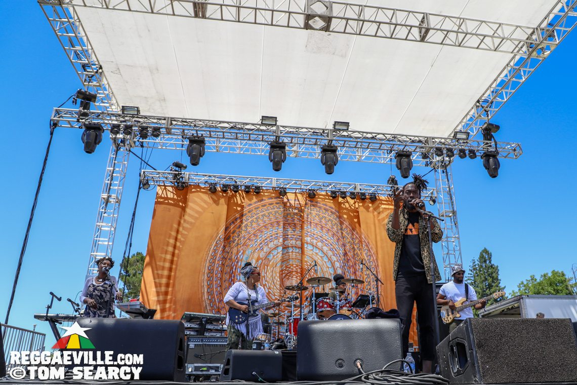Randy Valentine, Romain Virgo & No-Maddz