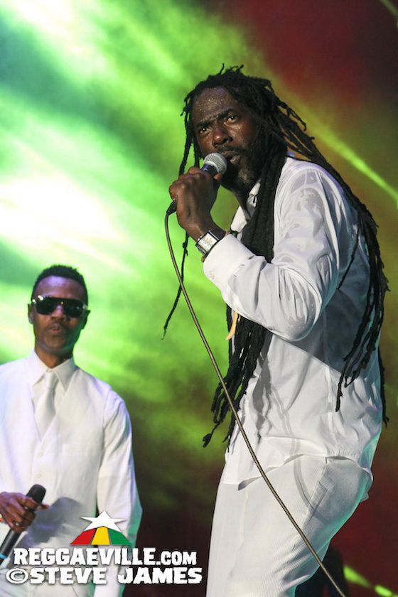 Buju Banton with Wayne Wonder & Gramps Morgan