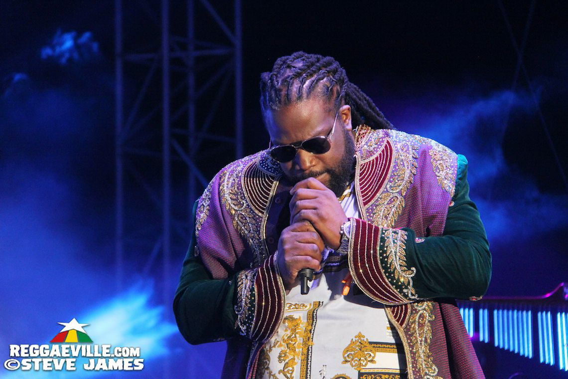 Buju Banton with Wayne Wonder & Gramps Morgan