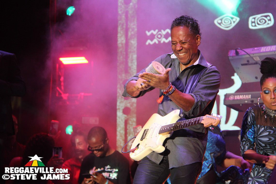 Buju Banton with Wayne Wonder & Gramps Morgan