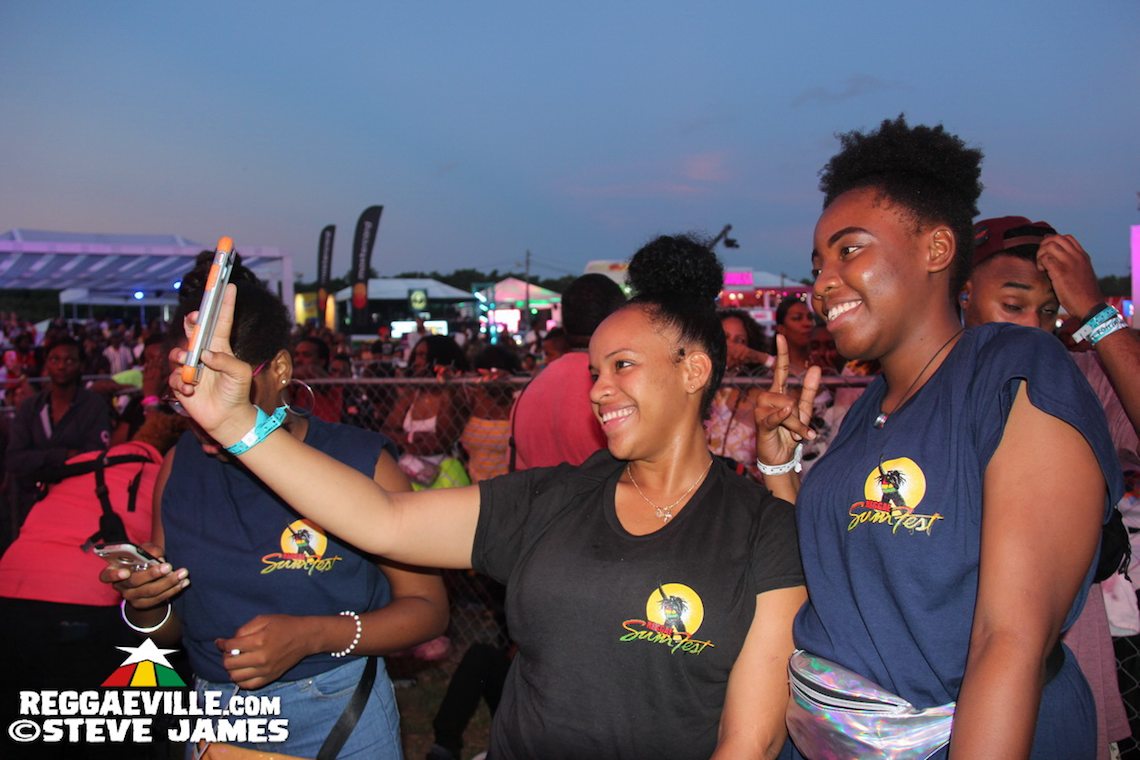 Chronixx feat. Mr Eazi & Chronicle