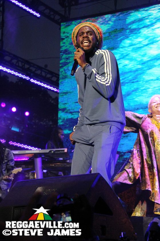 Chronixx feat. Mr Eazi & Chronicle