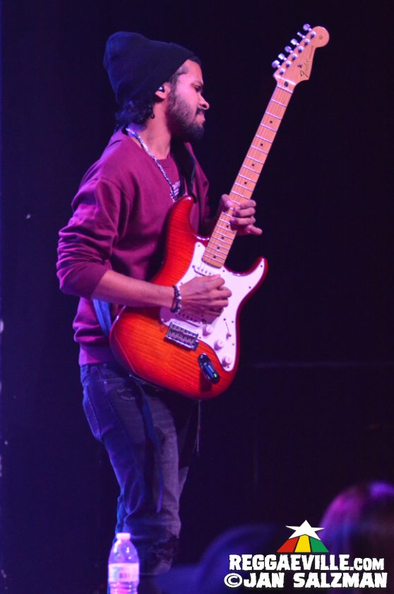 Collie Buddz & Keznamdi