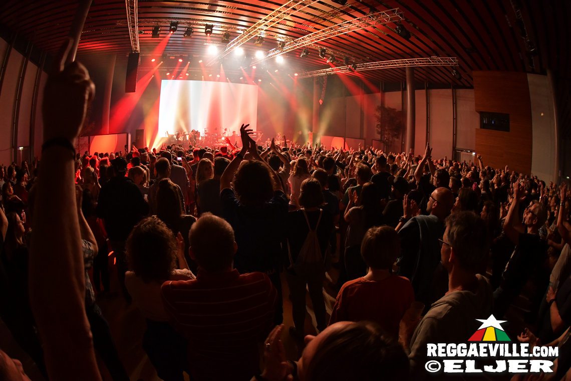 Gentleman & The Evolution with Banda Senderos