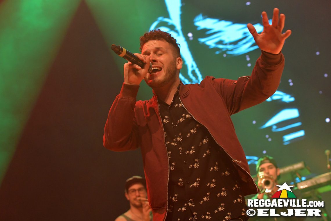 Gentleman & The Evolution with Banda Senderos