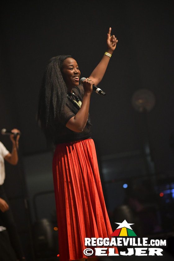 Gentleman & The Evolution with Banda Senderos