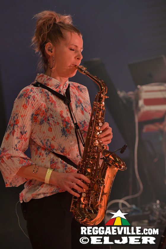 Gentleman & The Evolution with Banda Senderos