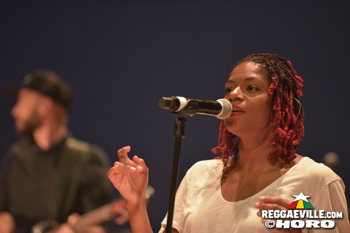 Gentleman & The Evolution with Banda Senderos