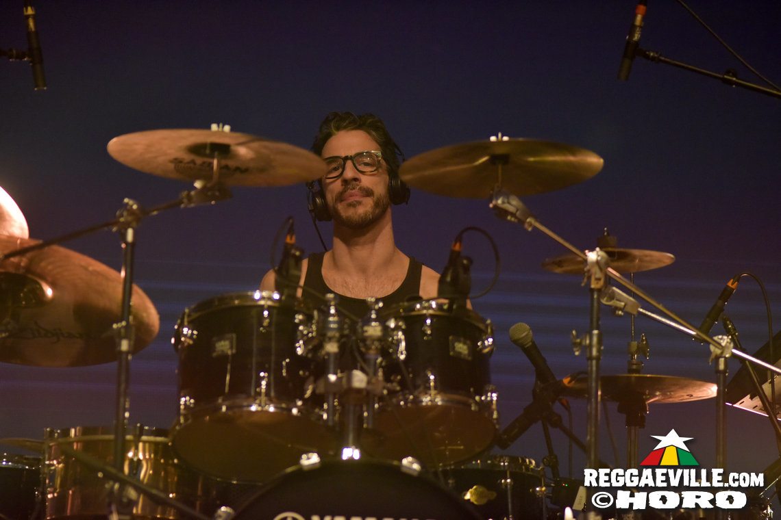 Gentleman & The Evolution with Banda Senderos