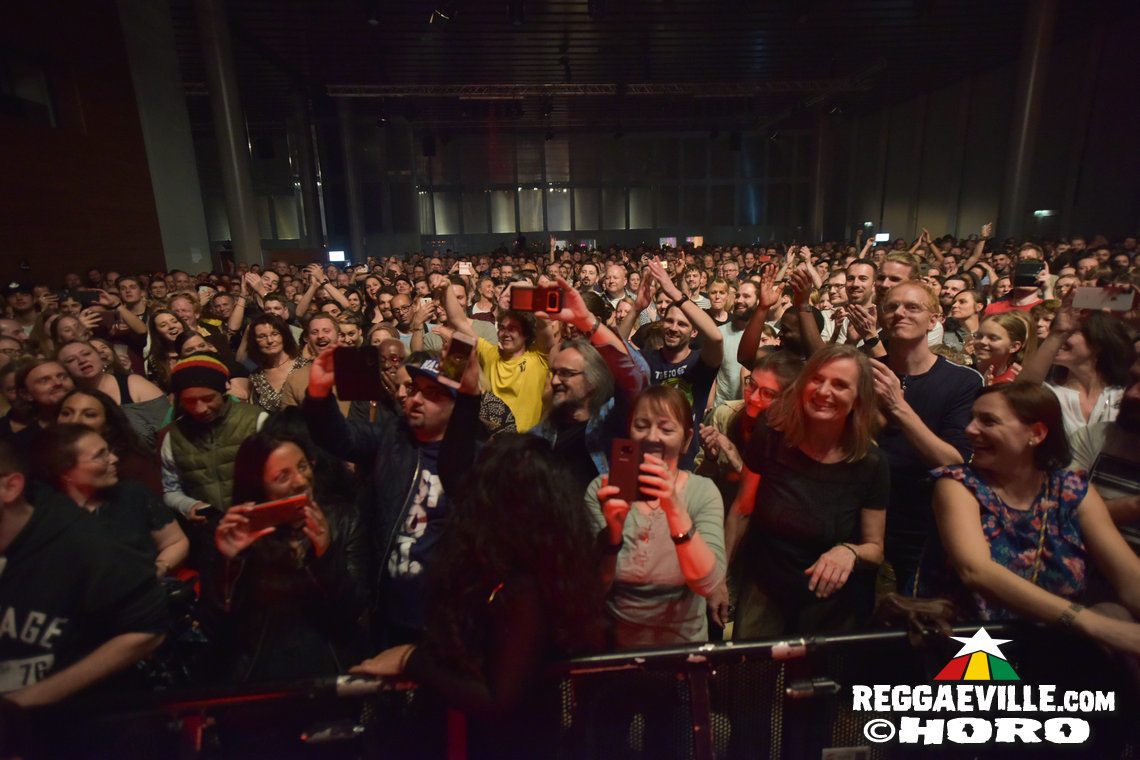 Gentleman & The Evolution with Banda Senderos