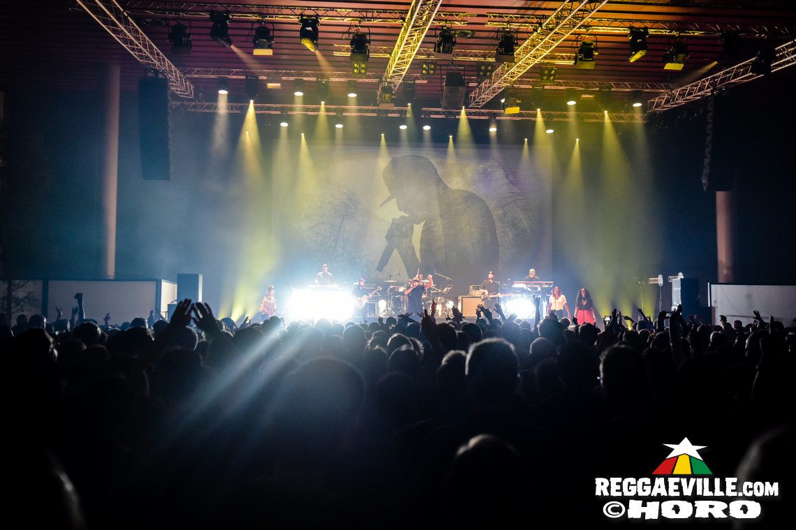 Gentleman & The Evolution with Banda Senderos