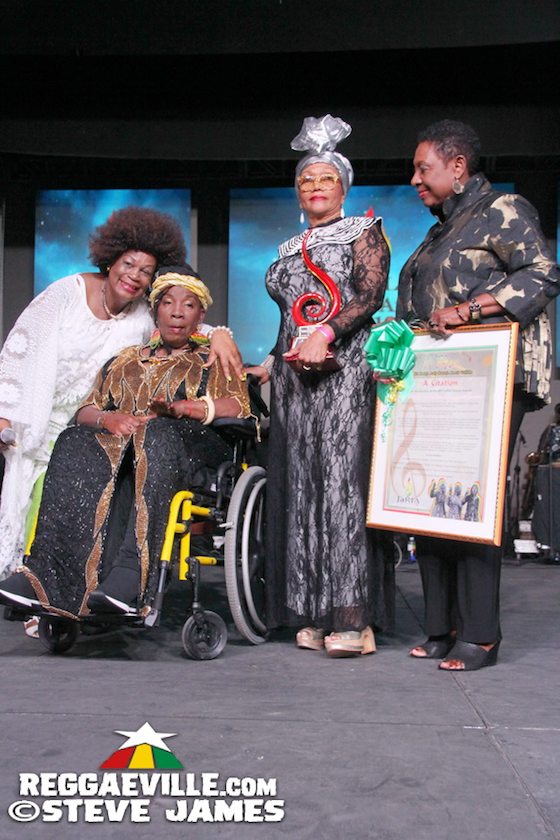 I-Threes, Eric Donaldson, Ruff Kutt Band