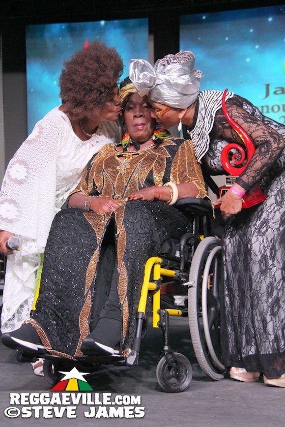 I-Threes, Eric Donaldson, Ruff Kutt Band