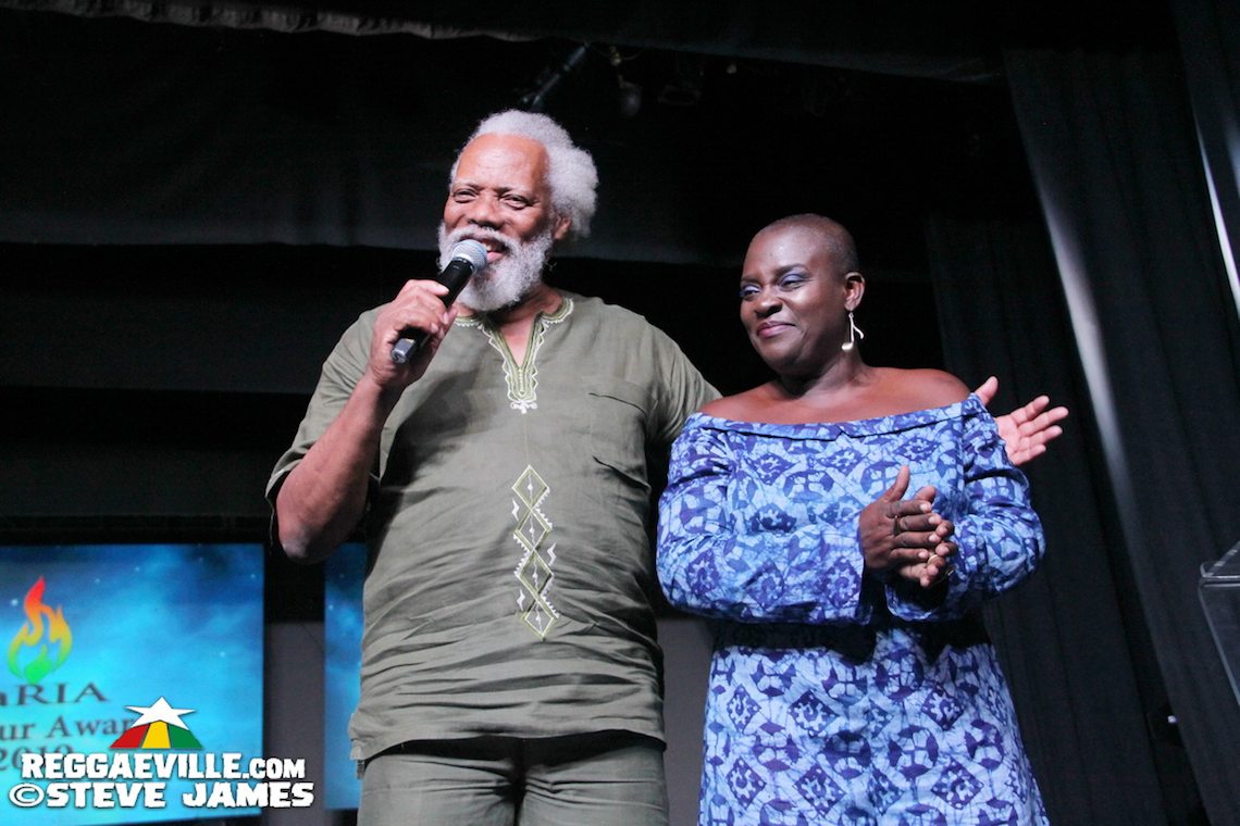 Naomi Cowan, Koffee and more...