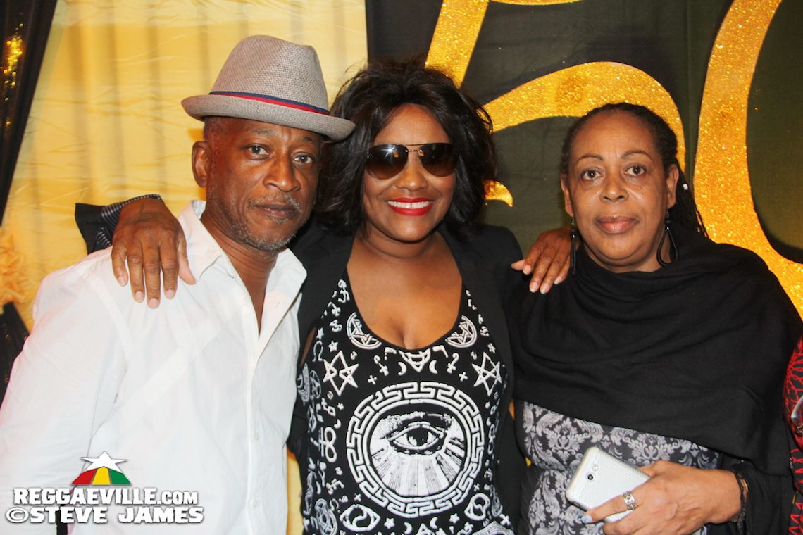 Naomi Cowan, Koffee and more...